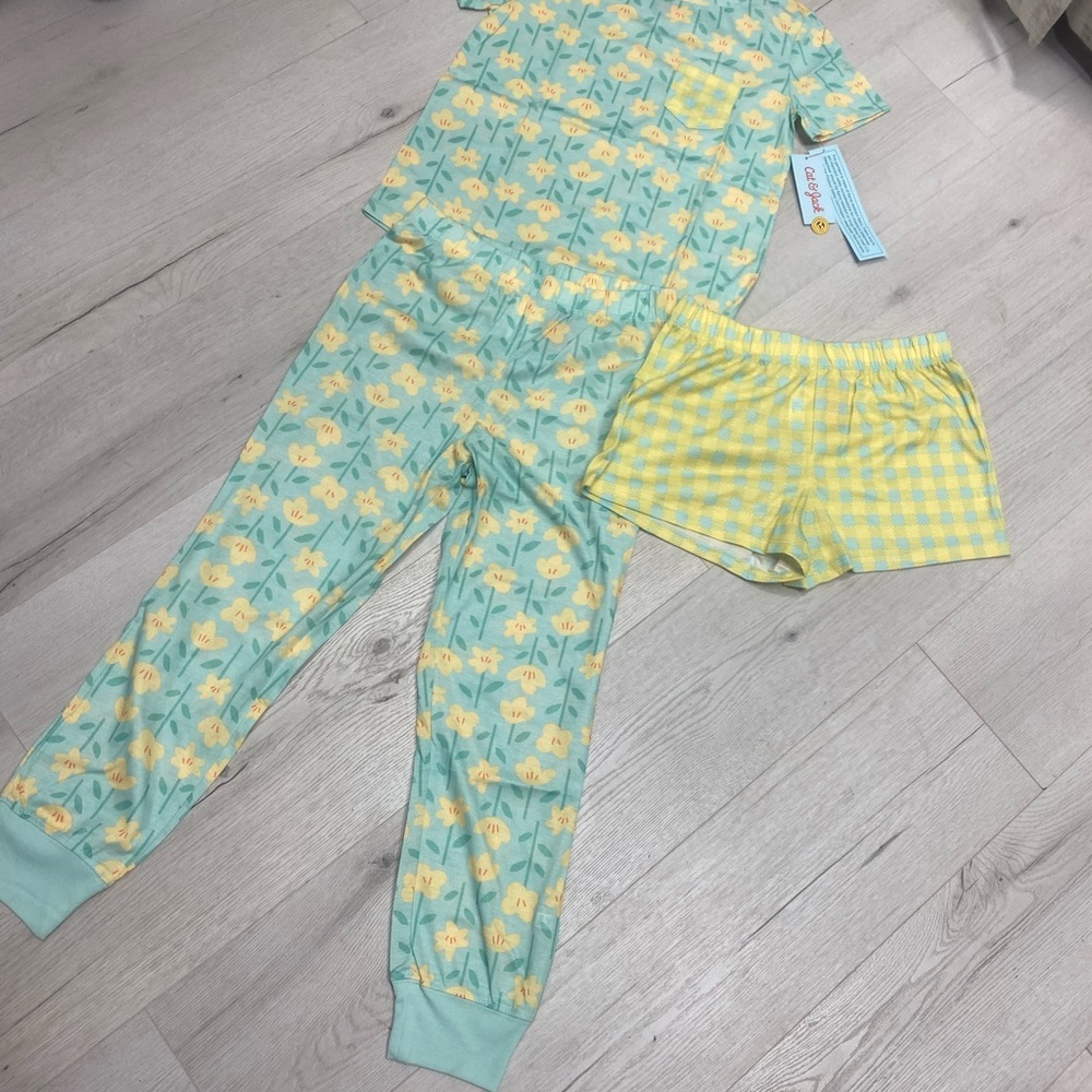 Cat & Jack Floral and Checkered Pajama Set